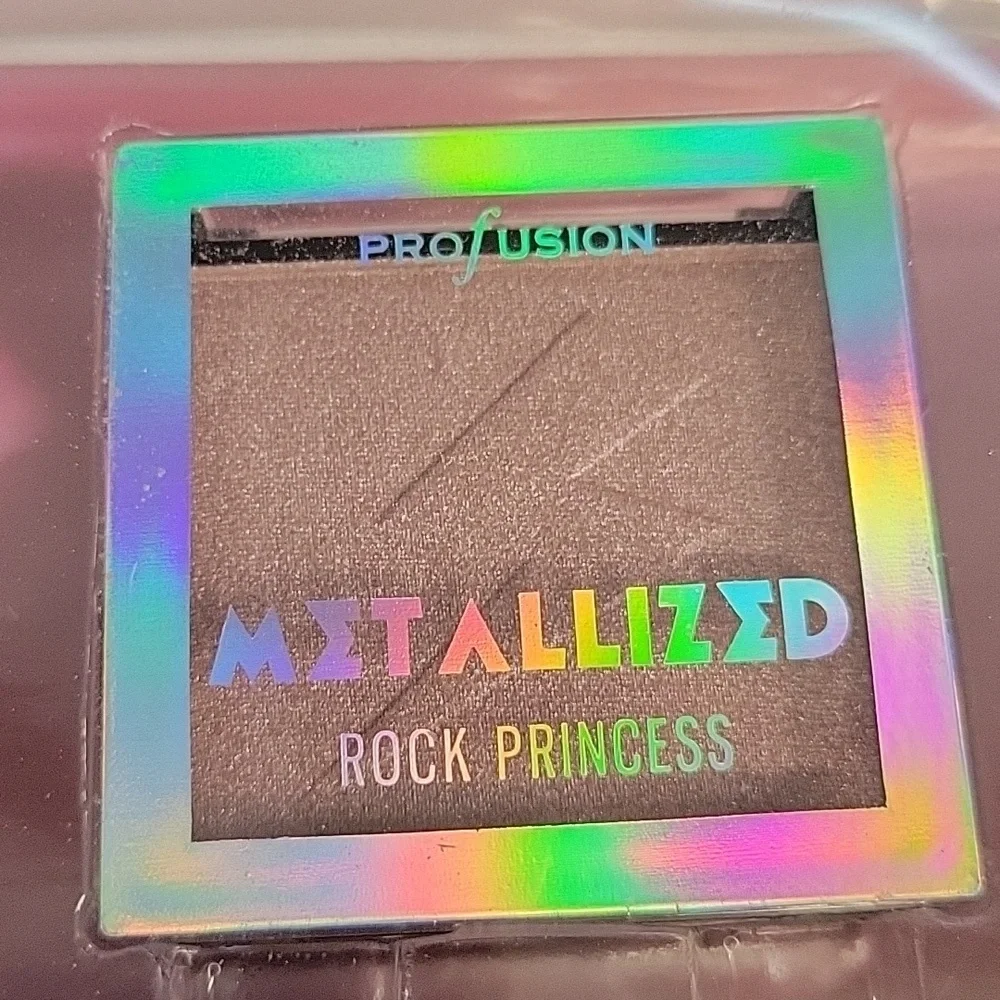 Profusion Metallized Highlighter Trio & Fan Brush New Sealed Packaging